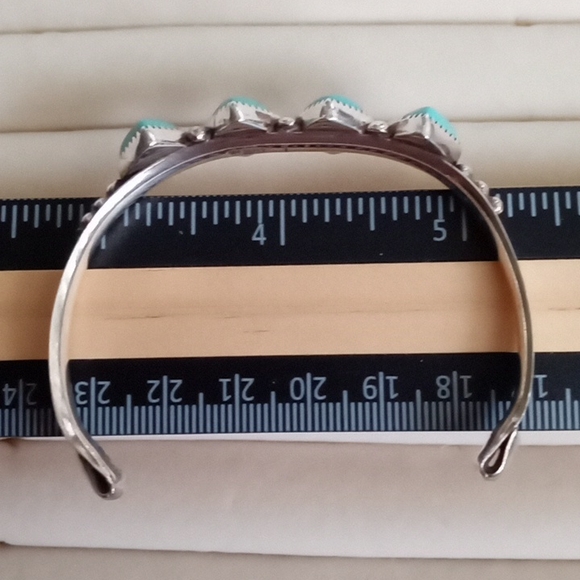 TURQUOISE AND STERLING SILVER BRACELET - Picture 3 of 6